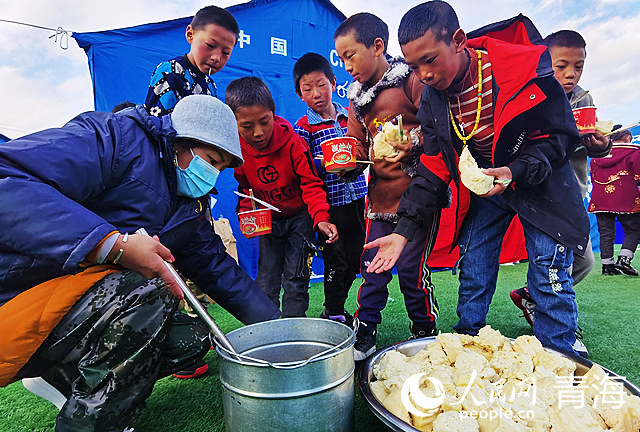 贵阳网 青海省玛多县：逆行只为这些笑容