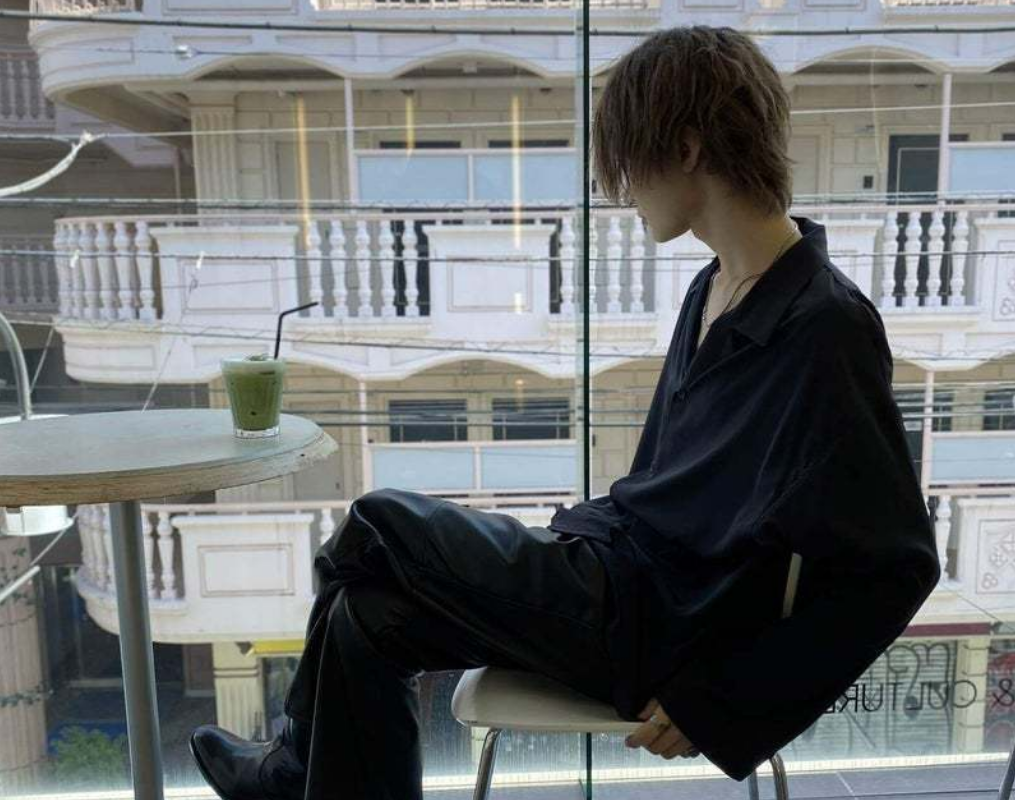 |日本小哥3年苦练化妆,改造对比等于“换头”,不化妆太吃亏了