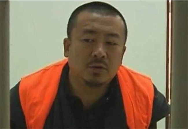 吉世光|他畏罪潜逃13年，演了60多部戏，被抓时已是大明星，名字十分耳熟