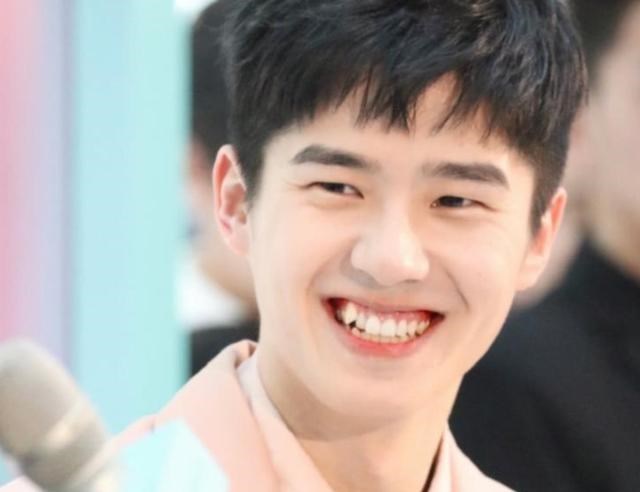 家有二宝育儿|刘昊然考编成功,王源进入体制内,难道明星也钟爱“铁饭碗”