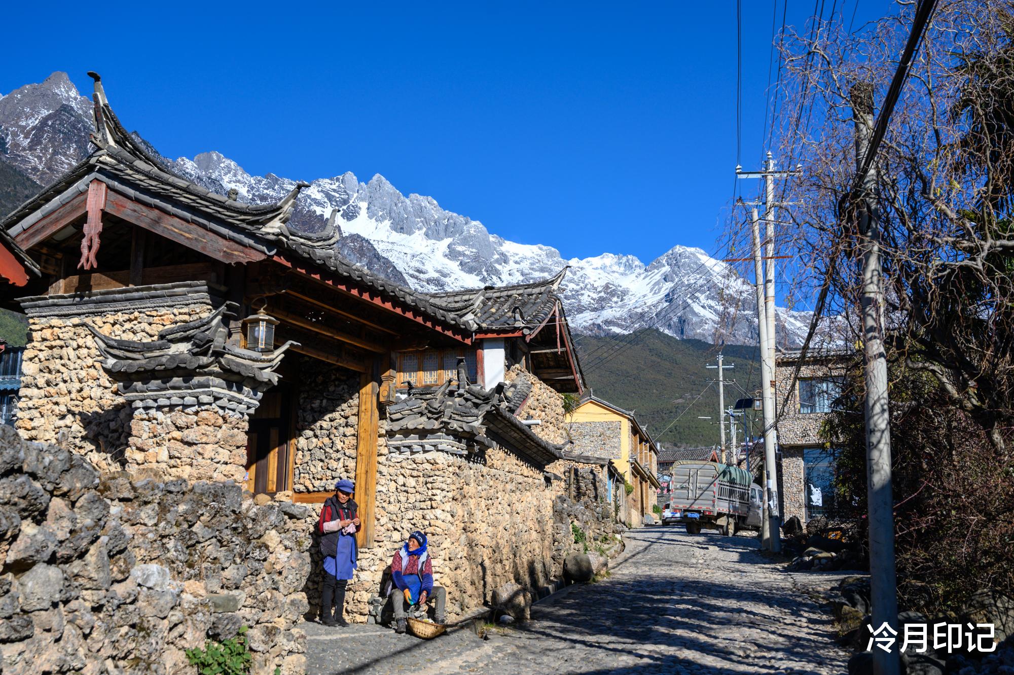 衡山 丽江旅游可以不去古城,雪山下的这座古村一定要去,美如人间仙境