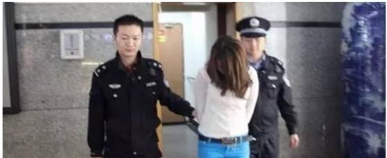 阿特兹 当着丈夫面砍死情夫！河北女子出轨现场被捉为表忠心举起屠刀