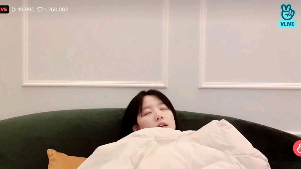 叶舒华|作为女团门面直播睡觉真的这么严重吗