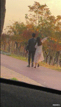 学姐说育儿|“早上在公园发现的,这里是不是发生了大战啊?”哈哈哈!