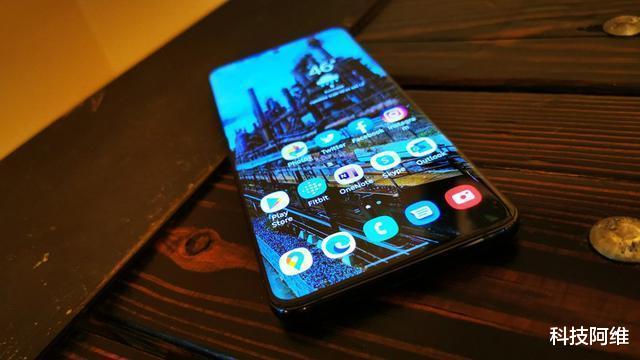 魅族|12GB+256GB+2K，发布一年下跌2400元，IP68顶级防水旗舰加速退场