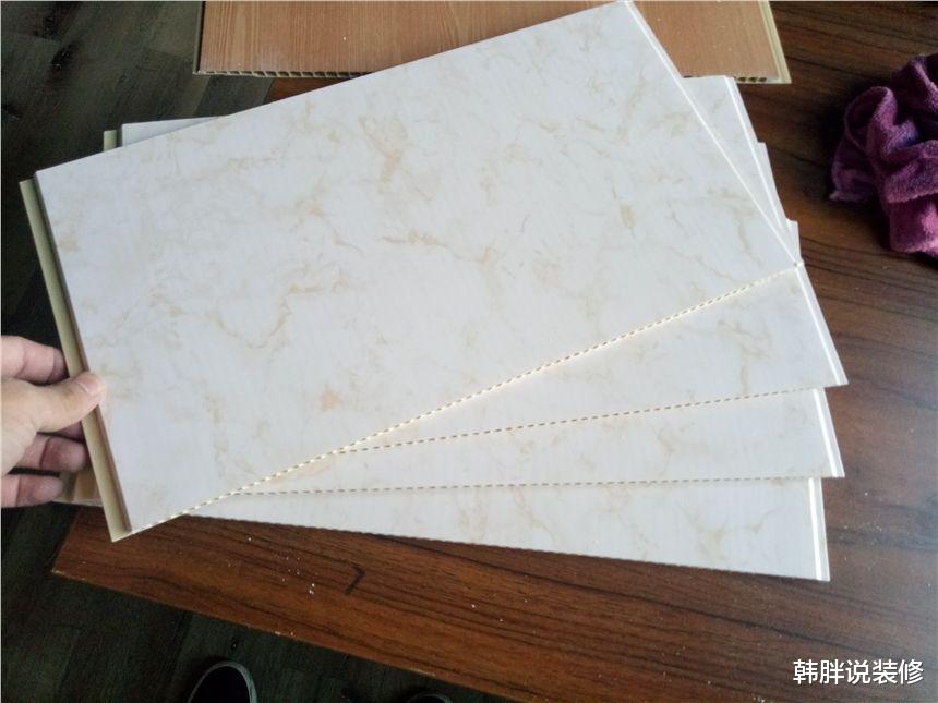 地面装修，不一定非要选择瓷砖或木地板，聪明人都用这种新型材料