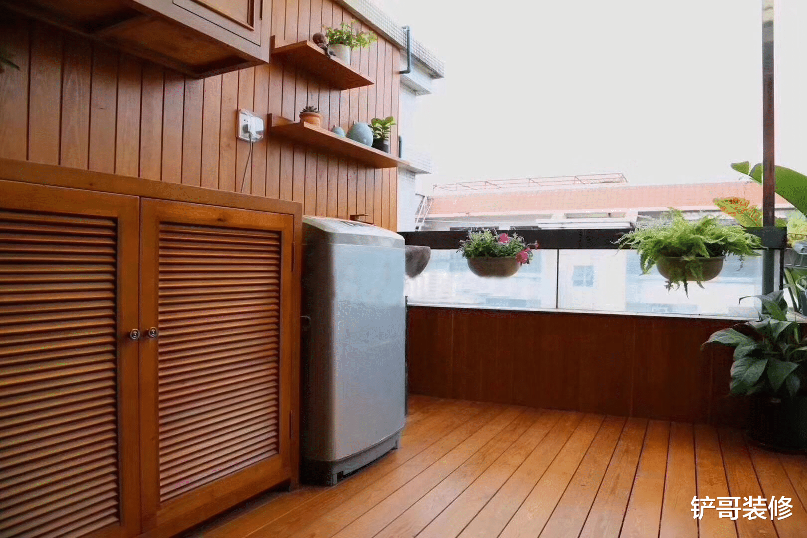 等我有了房,阳台才不要晾衣杆,学学别人家的阳台设计才实用