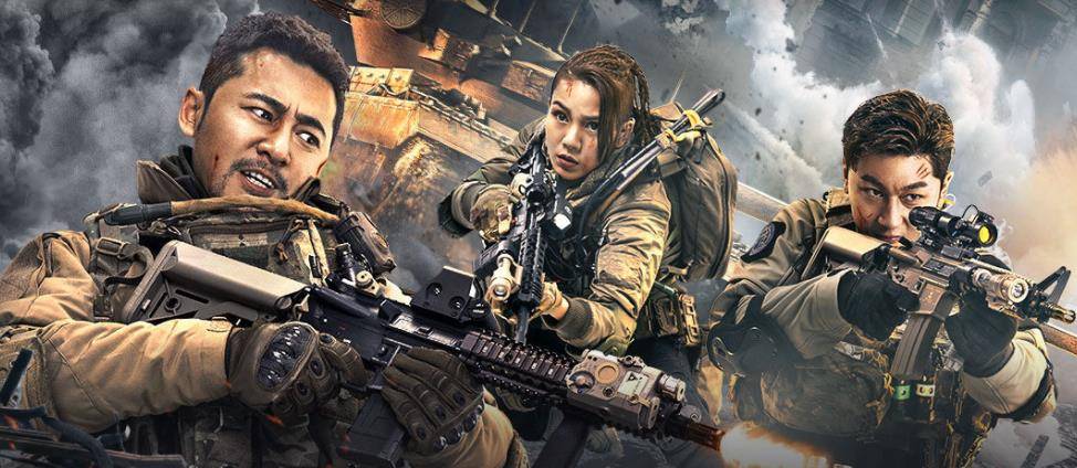 李云龙|科幻电影《战王》上映,末世护卫队激战机械外星人,烂的一塌