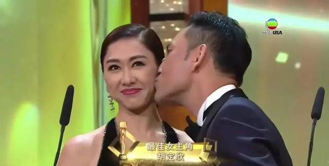 胡定欣|40岁连庄视后胡定欣想来内地发展，却被嫌弃？