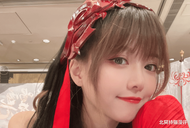 小姐姐|永劫无间被还原到现实，胡桃御姐黑袜太养眼，呆妹迦南被超管提醒
