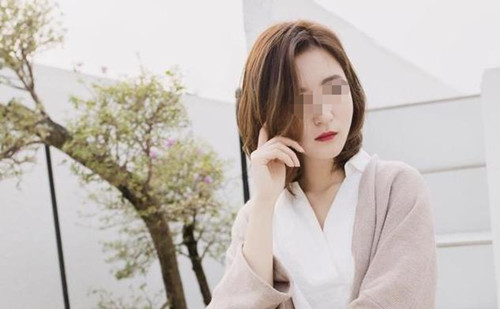 湖南女子做7年主妇后外遇,庭审现场说的3条理由,引得众人同情