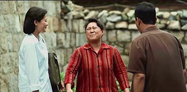 父母爱情|《父母爱情》江德福的司机小方开车为什么会撞树上？内有隐情