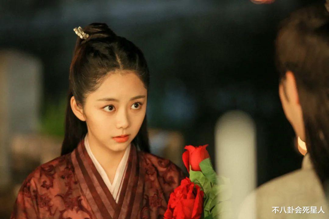 反派|90花格局洗牌，李沁、鞠婧祎崛起，热巴、谭松韵一骑绝尘！