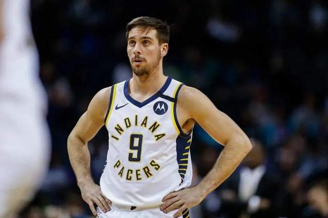 交易|美媒列出联盟30支球队中休赛季最难签约或者交易的一名球员