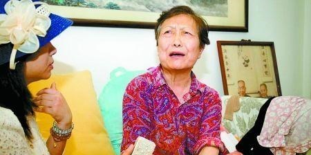 冰心|冰心纵容儿子悔婚出轨？墓碑被长孙涂8字辱骂，他们家族有何丑闻