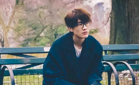 许嵩|许嵩树立多年的人设崩塌，睡女粉丝后还PUA