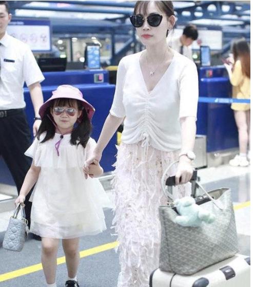 王宝强|离婚5年后,马蓉和王宝强境遇截然不同,子女差距更是一目了然