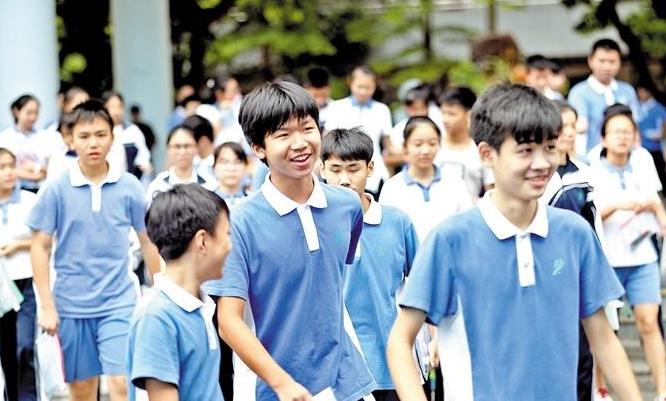 艺术教育|新任教育部长谈“艺术教育”，必须“两手抓”，是嫌学生不够累吗