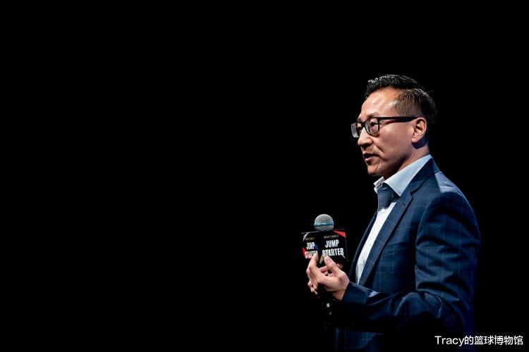 凱里·歐文|突發(fā)噩耗！籃網(wǎng)三巨頭解體！1換1地震大交易！歐文、西蒙斯互換東家？