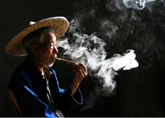 电子烟|被列入黑名单的4种香烟,转告家人:瘾再大也要忍着,白送也不要