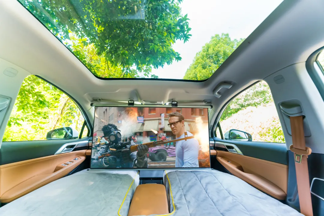 带着“卧室”去露营什么体验?小鹏P5让出游精致起来