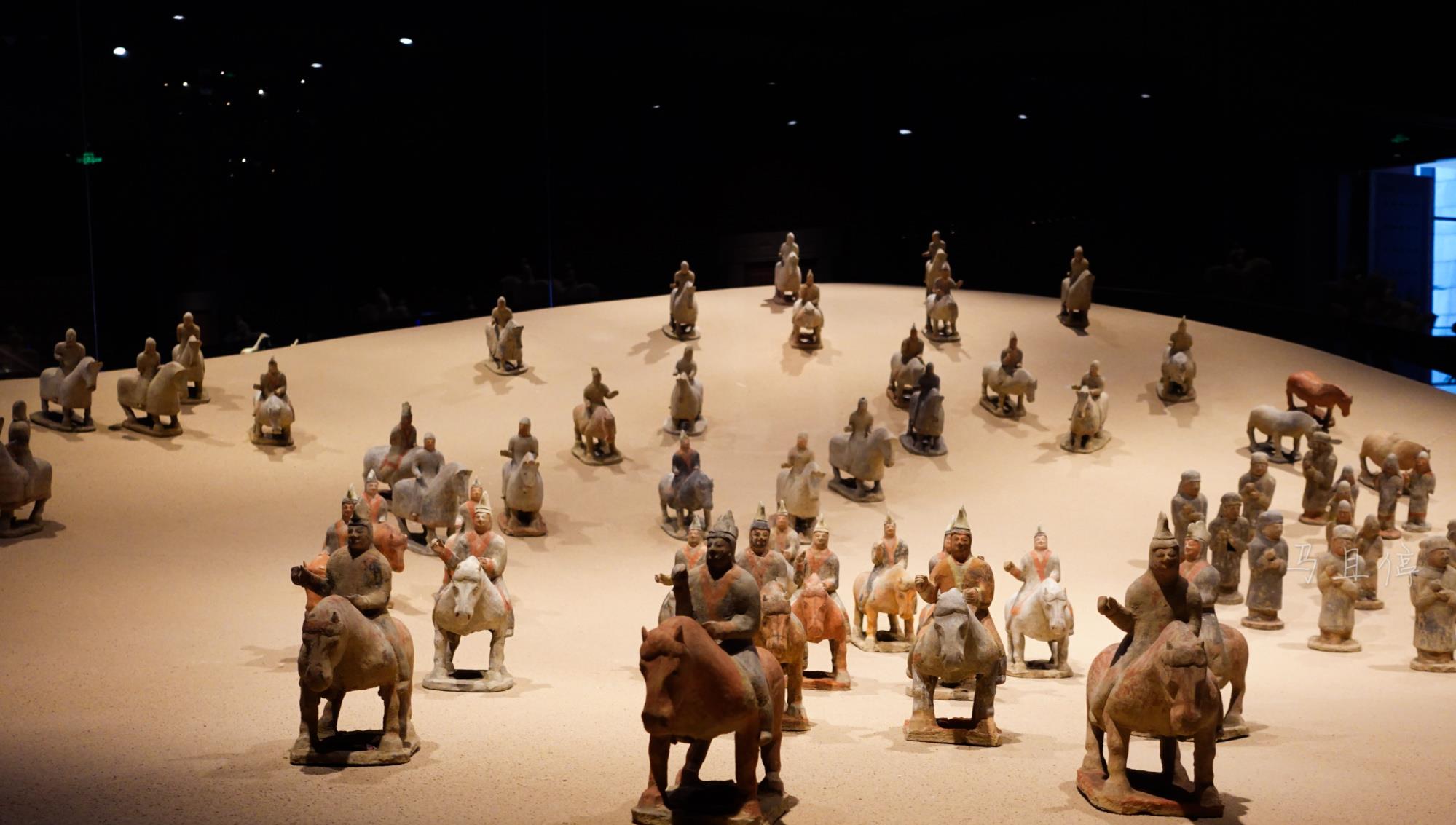 长脖子爸比说|山西大同博物馆入选一级博物馆, 这几尊北魏文物功不可没, 很是精美