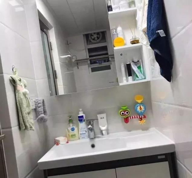 第一次见香港38平,一家三口的蜗居,室内很温馨,忍不住晒晒