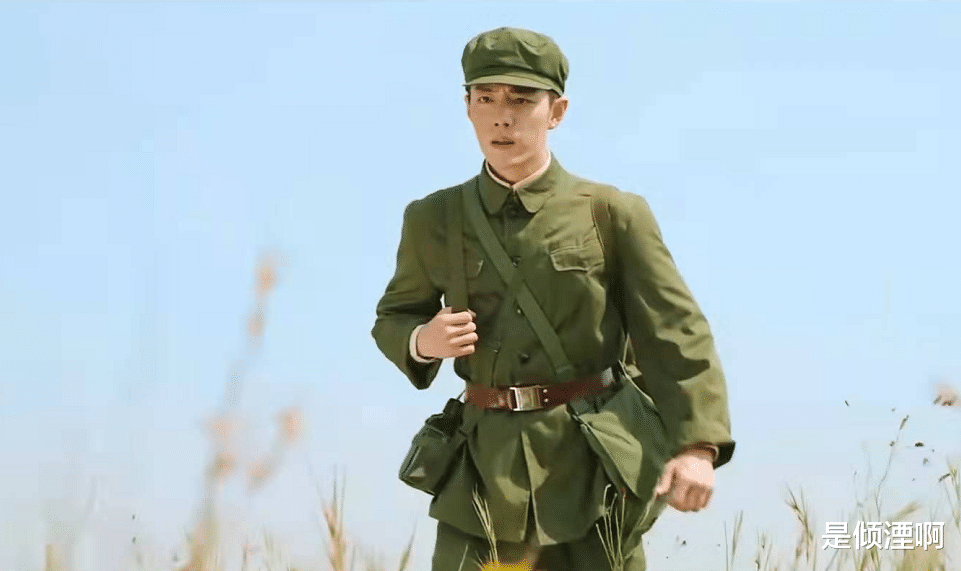小姐姐|肖战新剧《王牌部队》空降来袭，看到“李云龙”后：不火都难！