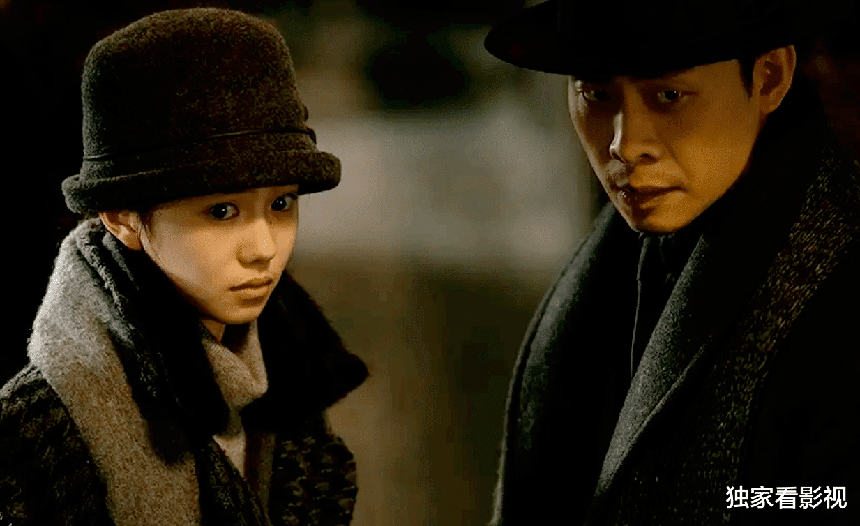 刘浩存|刘浩存跟张艺谋老婆有同一特质，演戏青涩的她为何反复被国师偏爱