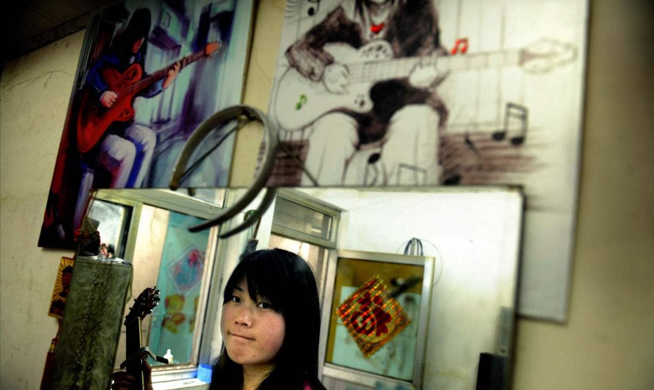 西单女孩|16岁北漂，20岁一夜爆红，23岁上春晚的西单女孩，后来怎么样了？