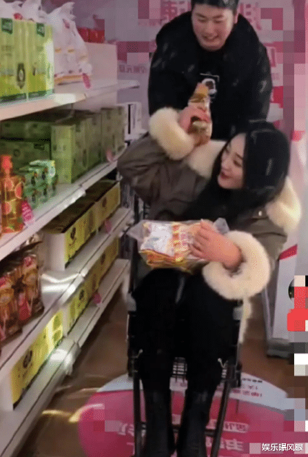 陈亚男|陈亚男离婚后首播狂揽22万，隔天惨遭恶意退款，给出的理由很奇葩