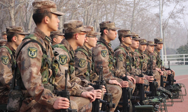 萌听小c姐|这3类大学生,无需参加公务员考试,符合要求可直接成为公务员