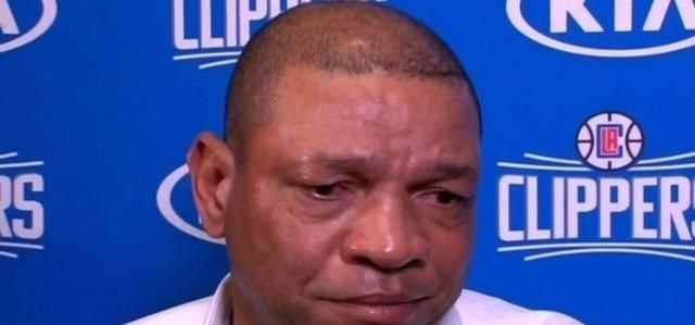 道格·里弗斯|一夜3消息！里弗斯创耻辱纪录，老鹰杀入东部决赛，76人或重组