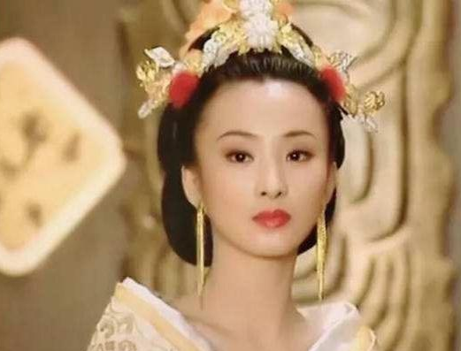 林静|她从空姐转行当演员，出道18年不炒绯闻，40岁了还没结婚