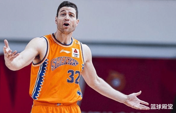 上海男篮|李春江真敢！爆上海放弃弗雷戴特，两点成主因，他想兑现签约承诺