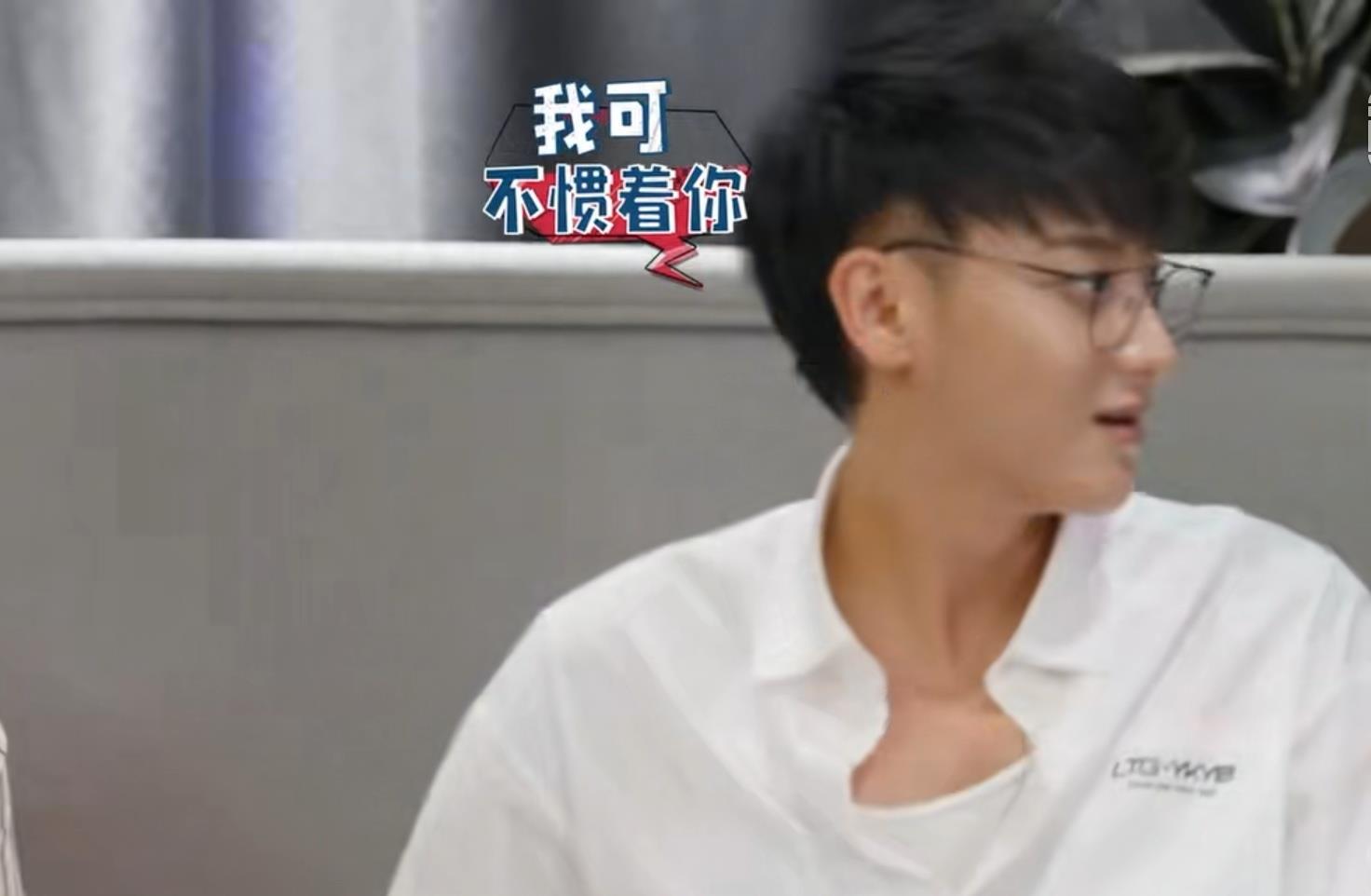 黄子韬|杨紫《萌探》重演邱莹莹，与黄子韬演绎超甜情侣，网友：原地结婚