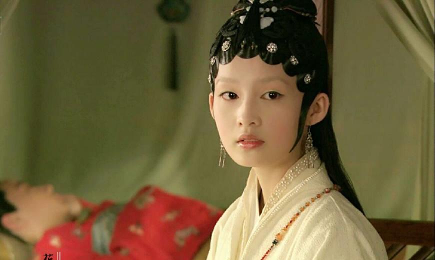 古力娜扎|虎扑女神新鲜出炉，李沁力压古力娜扎夺冠，她终于要火了?