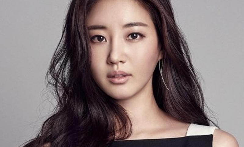 唐艺昕|猜一猜，想一想，这些韩国女星的脸“翻新”过吗？