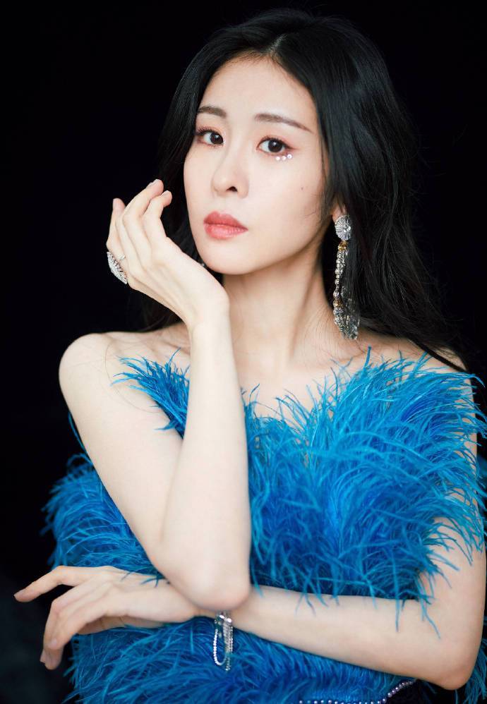 90后女孩一场梦|有了未婚妈妈的标签后，本以为她会败落，却意外逆袭成赢家