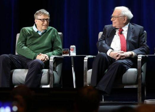 巴菲特 巴菲特说出实话，多数人会这在3方面“大方”，最终只会越来越穷