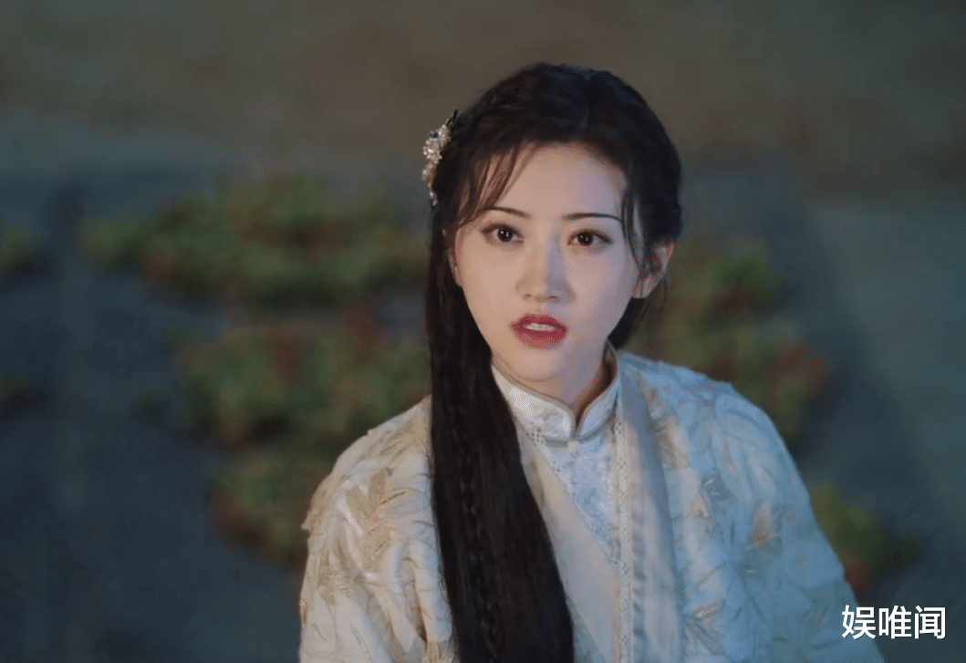 景甜|路人镜头下的景甜和张彬彬：景甜法令纹深，张彬彬本人比剧中还帅