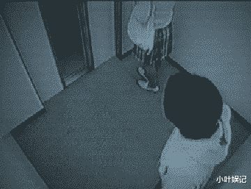 小叶娱记 “让闺蜜帮我拍一张唯美草地照，结果却像极了案发现场……”绝交