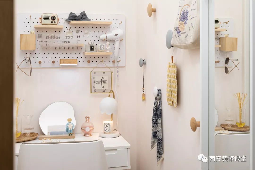 85㎡两室成就单独衣帽间,格局巧改造成就日式温馨