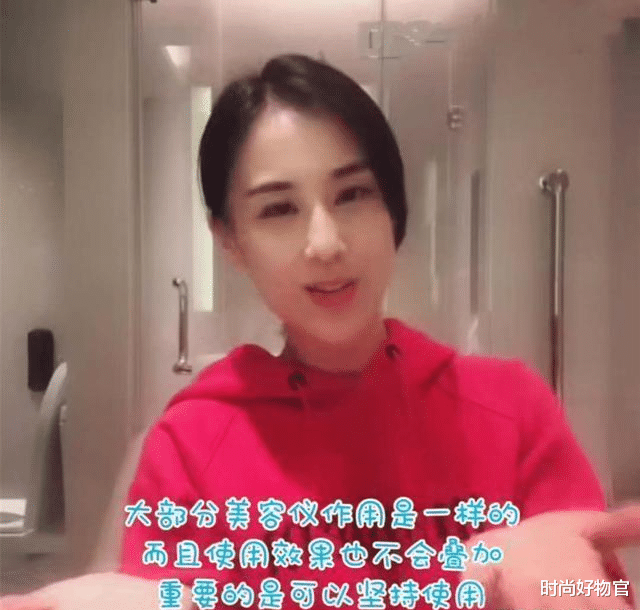 护肤|74岁奶奶与孙子合照意外走红，“冻龄”状态惹人羡，护肤或是关键