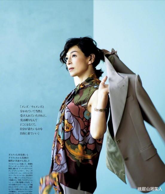 护肤品 ?不论奔几的女人，这3种“发型”尽量少弄，远离油腻感和老气