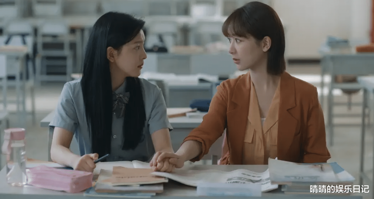 杨紫|全网热度第一！《女心理师》一出手，让多少国产行业剧脸红