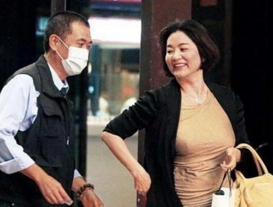 何沐青谈|6个月减肥22斤不算多，但林青霞自然老去，尊重自然规律让人敬佩