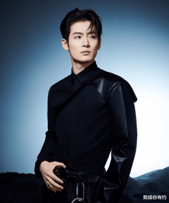 |INTO1组合再出事端，刘宇新歌part少，成员唱功舞台都备受争议？