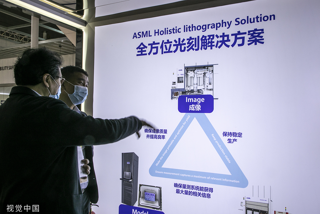 |始料未及！ASML光刻机“摊牌”了，难怪华为任正非会选择违背原则