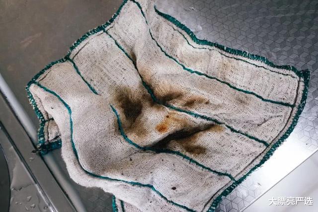 建议女人:生活不要太节俭,家中这3样物品要勤更换,不能用太久